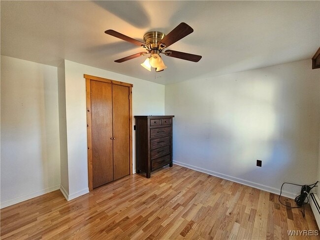 Building Photo - 1970 Sturgeon Point Rd