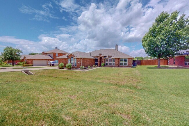 Building Photo - Charming Rockwall Home on Spacious Lot