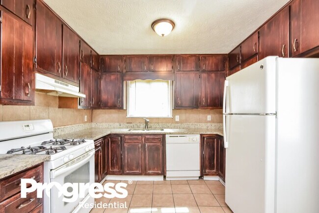 Building Photo - 1260 Halter Ln