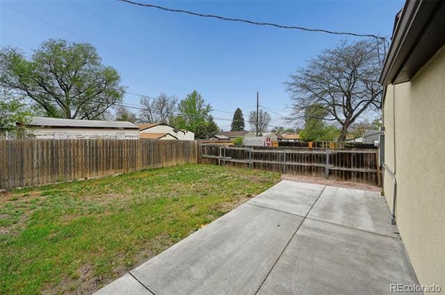 Building Photo - 309 Redwood Dr