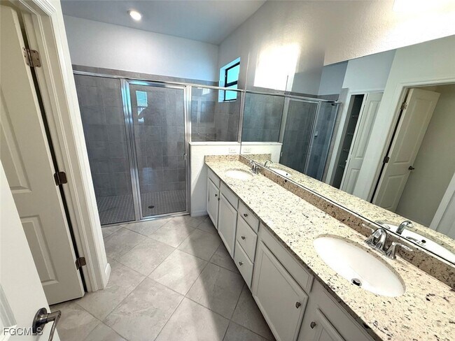 Building Photo - 14579 Palamos Cir