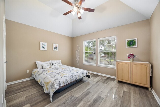 Building Photo - 2614 Cezanne Cir