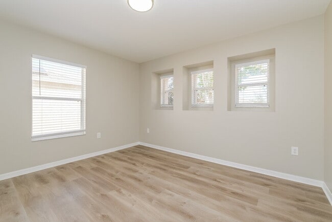 Building Photo - 9133 Bell Rock Pl