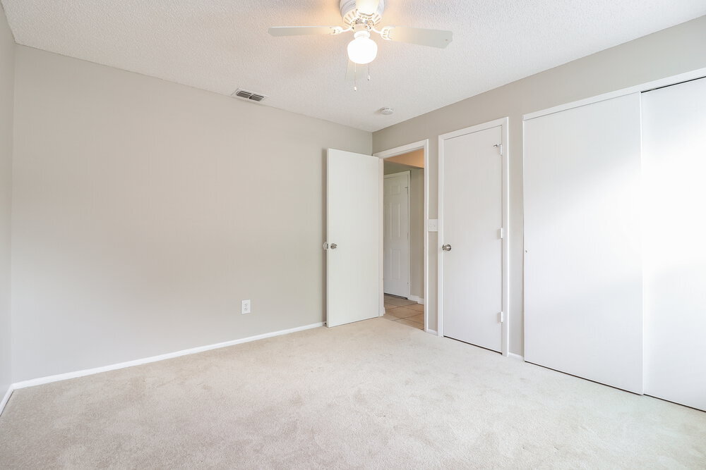 Building Photo - 1810 Coyote Pl