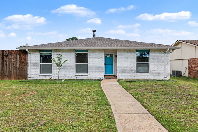 Building Photo - 6556 Osage Trl