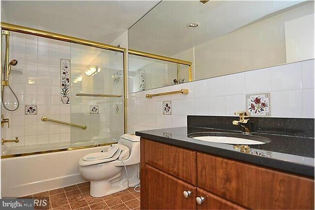 Building Photo - 5225 Pooks Hill Rd