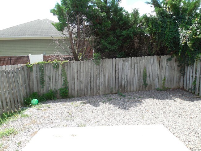 Building Photo - Grovetown Townhome Unit