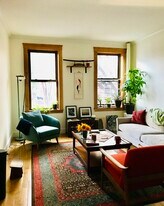 Building Photo - 1064 Beacon St