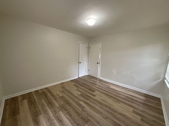 Building Photo - 3002 1st Ave SW