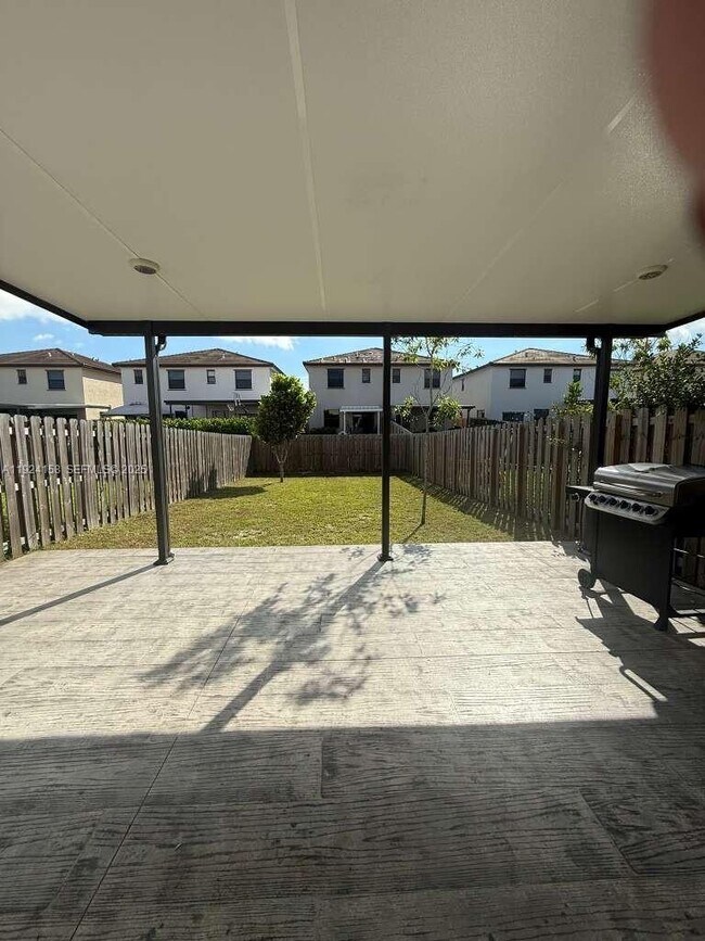 Building Photo - 25253 SW 107th Ct