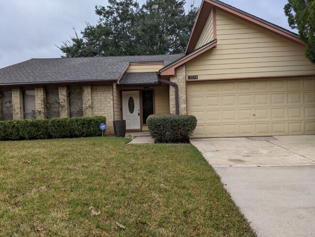 Building Photo - 2519 Buffalo Trail