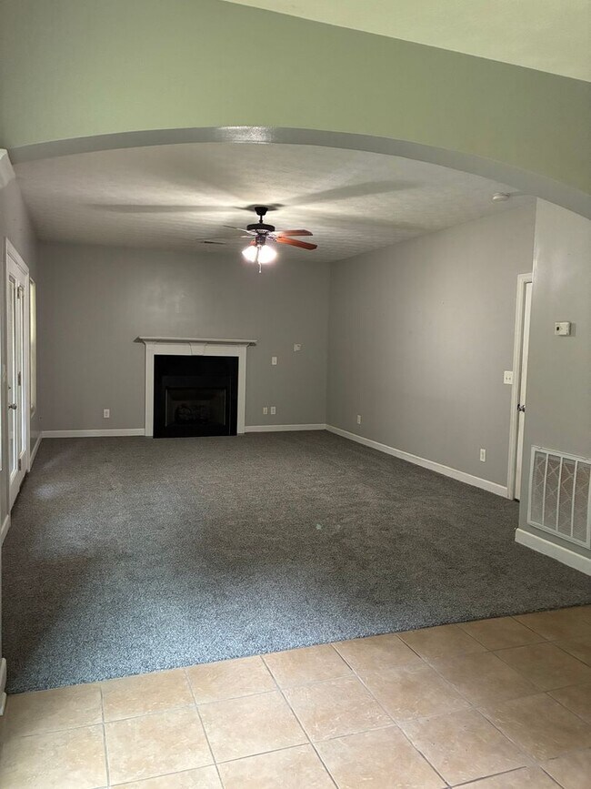 Building Photo - 103 Ashmore Ct