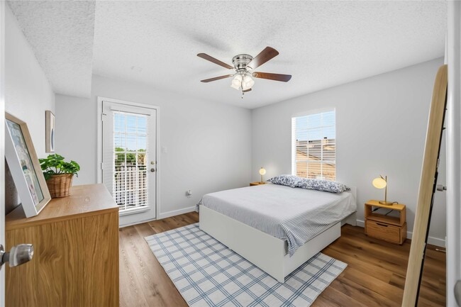 Building Photo - 2121 Hepburn St