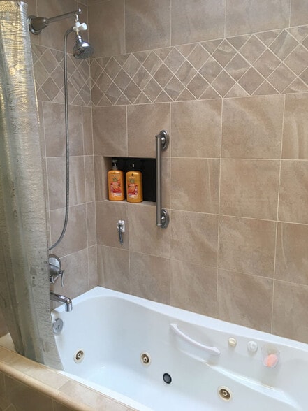 Building Photo - 498 Pierpont Dr