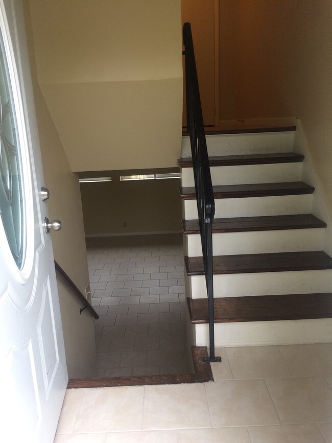 Building Photo - 2413 S 18th St