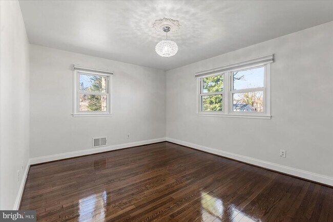 Building Photo - 7114 Xavier Ct