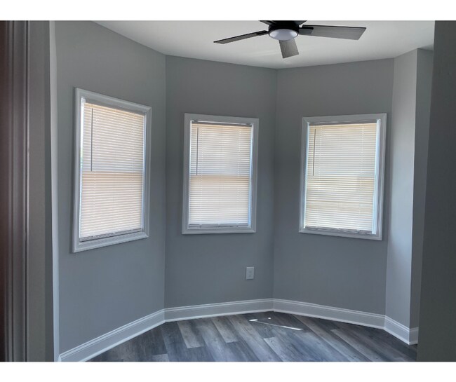 Building Photo - 5112 Belair Rd