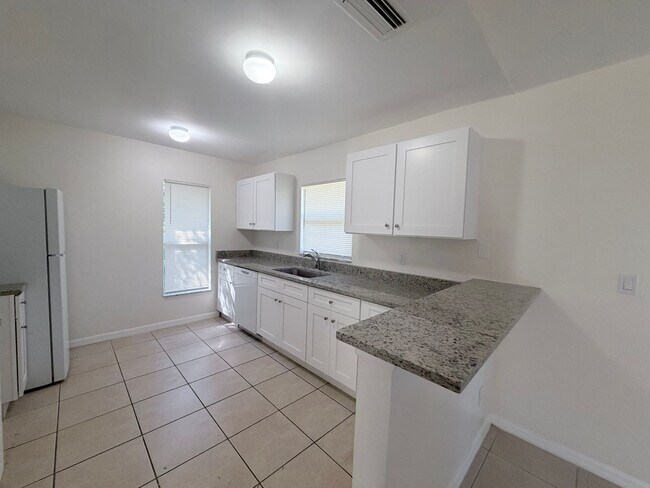 Building Photo - Ready 05/10/2026!!! FIRST MONTH FREE!!!