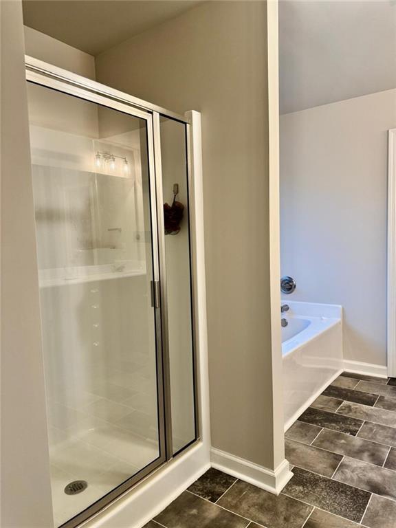 Building Photo - 232 Pinehurst Dr