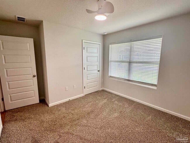 Building Photo - 10981 Blacktail Loop