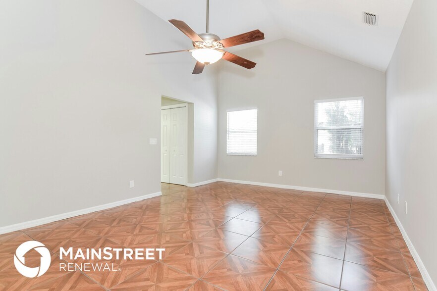 Building Photo - 2219 Glen Mist Dr