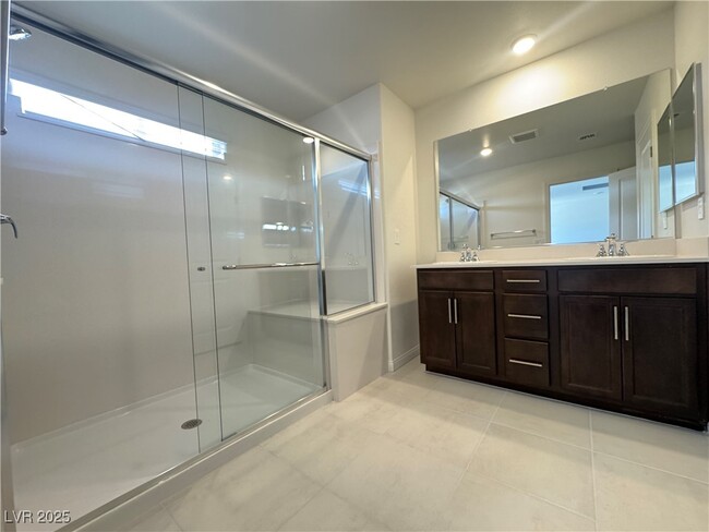 Building Photo - 9144 Vesey Ave