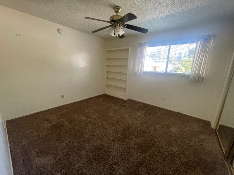 Building Photo - 6630 Greenhaven Dr