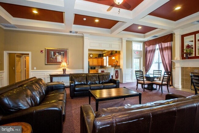 Building Photo - 245 Masterson Ct