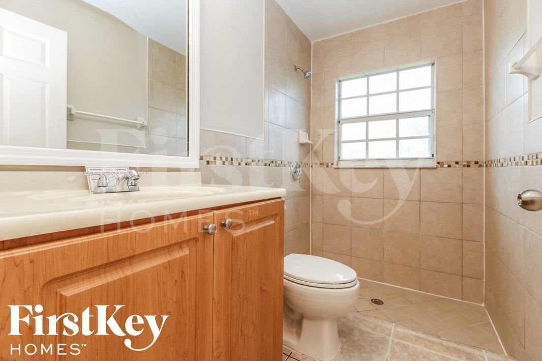 Building Photo - 4213 12th St SW