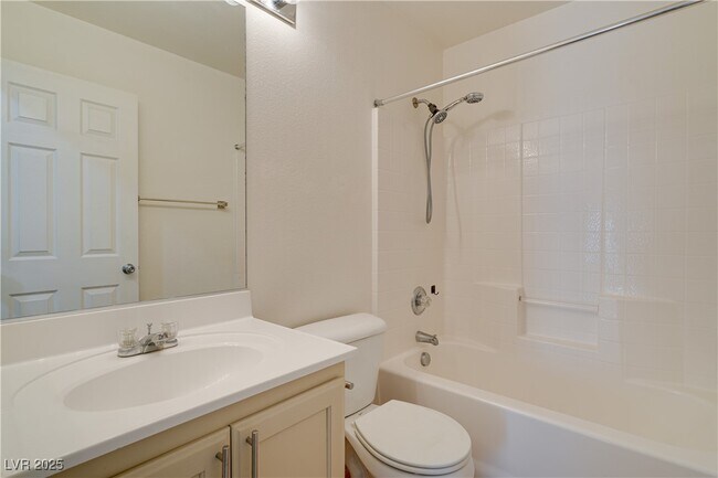 Building Photo - 4409 Santa Clarita Ave