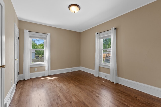 Building Photo - 1511 N 52nd St