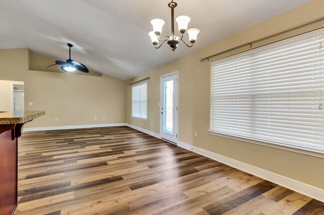 Building Photo - 1952 Bay Pine Cir