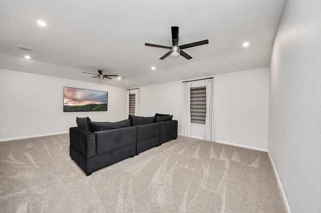 Building Photo - 2730 Empire Oaks Lane