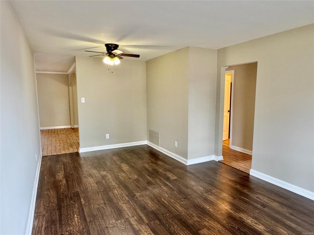 Building Photo - 114 Till Ct