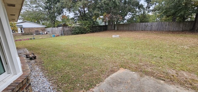 Building Photo - 605 Melbourne Dr