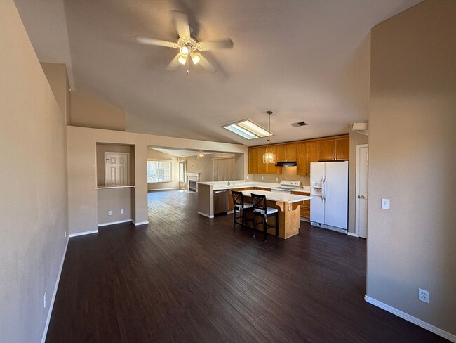 Building Photo - Single Story 4-bedroom home in Sylvan Scho...