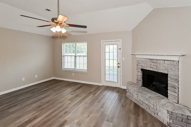 Building Photo - 4244 Shadow Oaks Dr