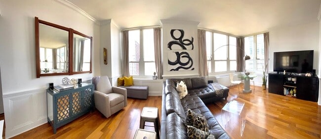 Building Photo - 88 Morgan St