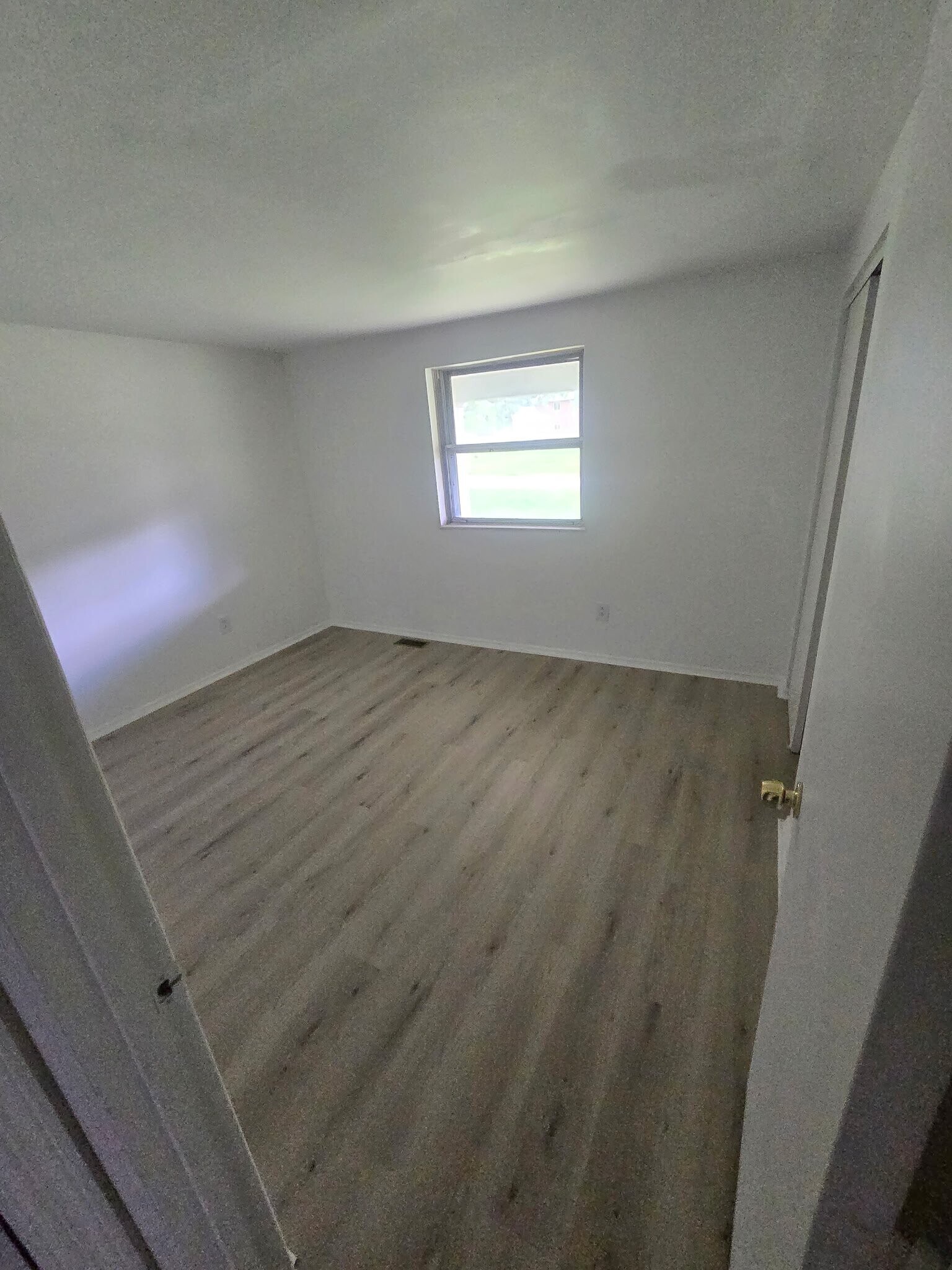 Building Photo - 6538-6552-6552 Conway Dr