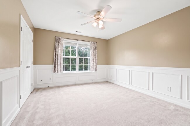 Building Photo - 5612 Slaytenbush Ln