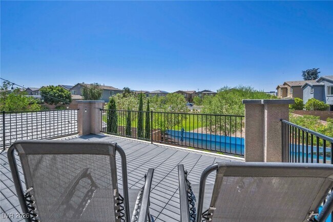 Building Photo - 3195 Hazy Hills Ave