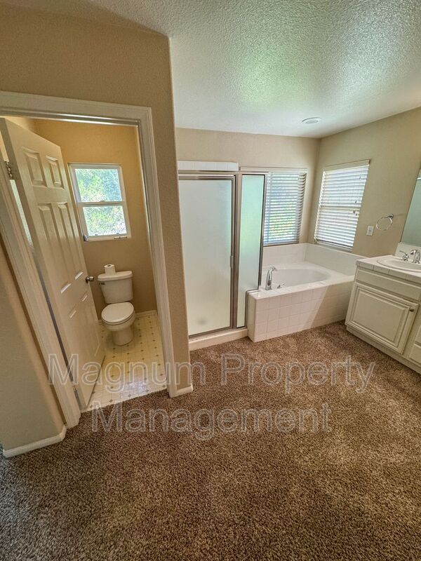 Building Photo - 31486 Pennant Ct