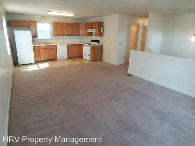 Building Photo - 4 br, 2 bath House - 609 Howe Street