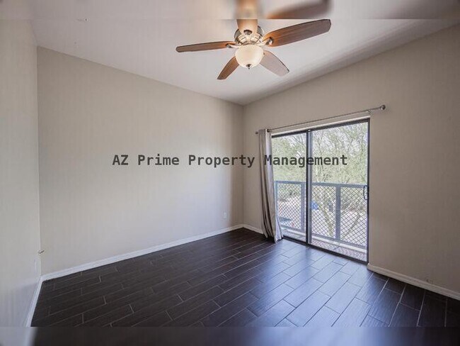 Building Photo - 7821 N 21st Ave