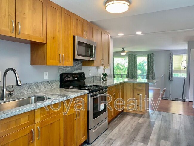 Building Photo - 95-180 Hokuula Pl