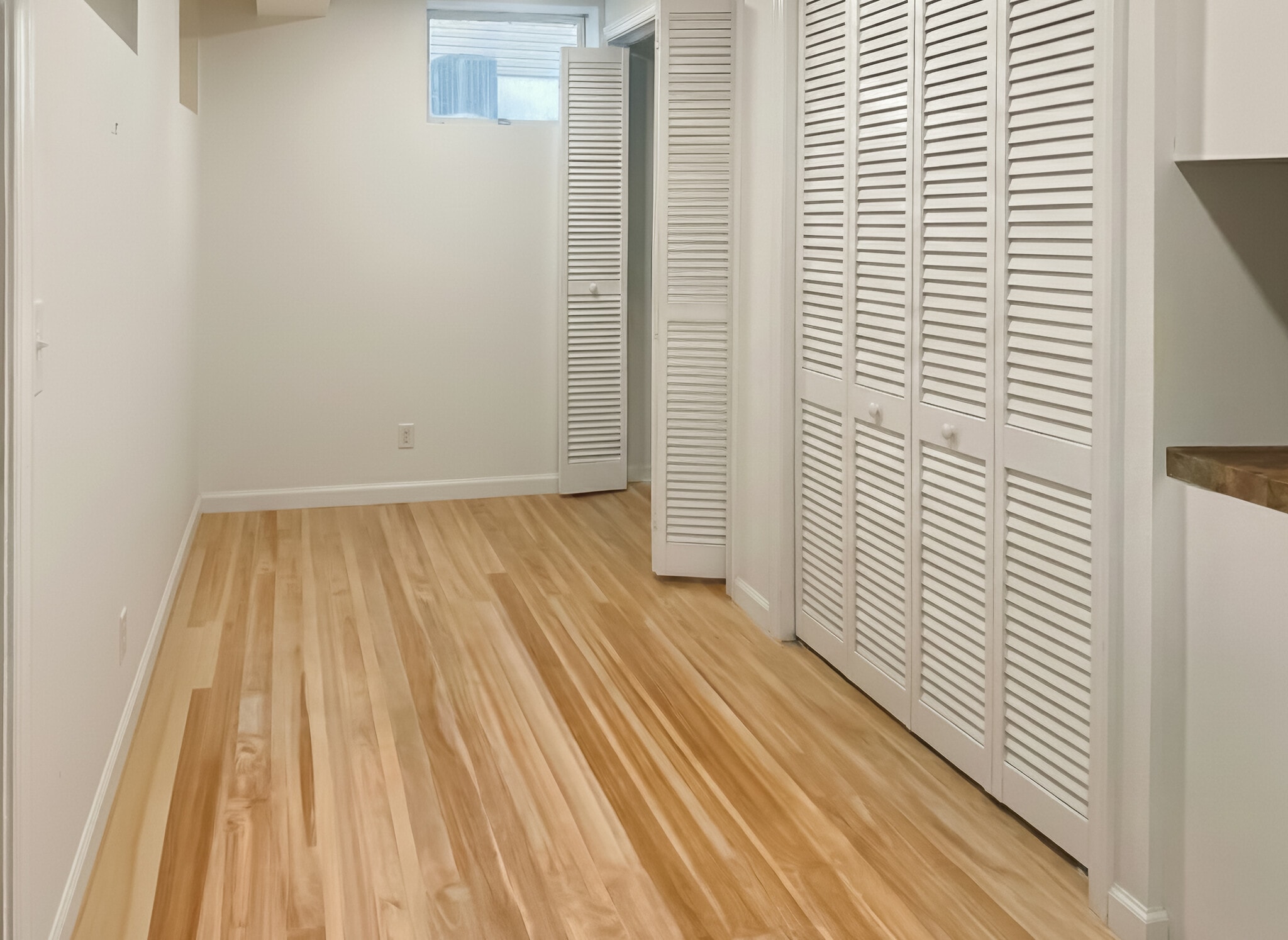 Breakfast nook doubles as home office or laundry space. Flexible layout adapts to your needs. - 6471 Grommet Dr