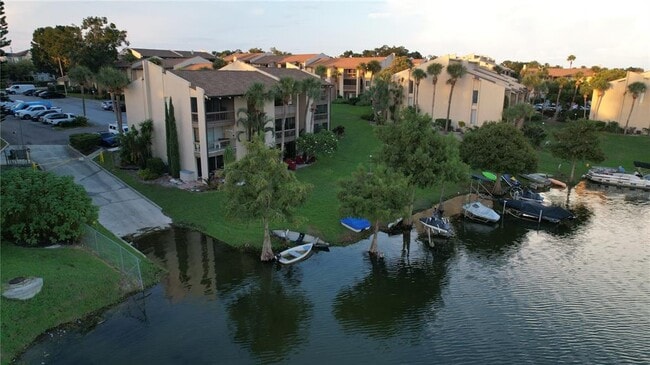Building Photo - 586 Orange Dr