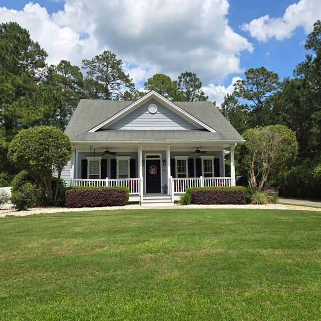 Primary Photo - Spacious Buckhead home