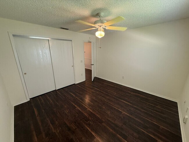 Building Photo - 2829 Burgos Dr