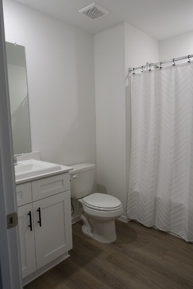 Building Photo - 3004 Fall Gold Ln